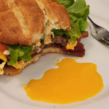 Olde Hickory Station - Burger with egg and pimento cheese - New American Near Me - Hickory, North Carolina