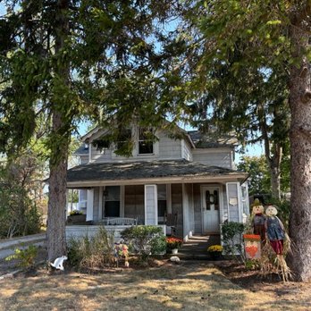 Leesa Byrnes Realty - Real Estate Agents Near Me - Sayville, New York Leesa Byrnes Realty - Real Estate Agents Near Me - Sayville, New York