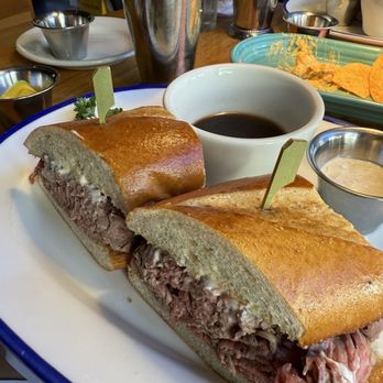 R+D Kitchen - French dip - New American Near Me - Newport Beach, California R+D Kitchen - French dip - New American Near Me - Newport Beach, California