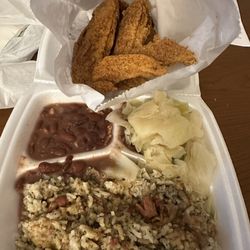 Sing-On Supermarket - Best food in this little hole in the wall  wing plate!
