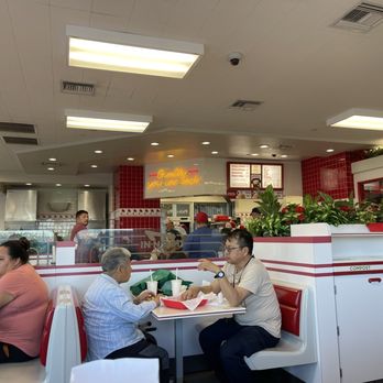 In-N-Out Burger - Burgers Near Me - Daly City, California In-N-Out Burger - Burgers Near Me - Daly City, California