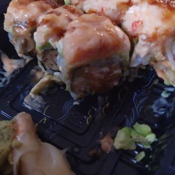 Kumo Sushi - Mermaid roll fit for a mermaid! - Japanese Near Me - Herndon, Virginia