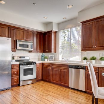 Bhavna Kumar-RE/MAX Premier Realty - Staged Listings - Real Estate Agents Near Me - Irvine, California Bhavna Kumar-RE/MAX Premier Realty - Staged Listings - Real Estate Agents Near Me - Irvine, California