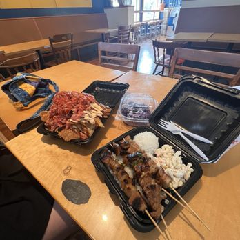 Grind Wit Tryz - Poke Hawaiian Nachos Plate and Filipino skewers - Filipino Near Me - Portland, Oregon Grind Wit Tryz - Poke Hawaiian Nachos Plate and Filipino skewers - Filipino Near Me - Portland, Oregon