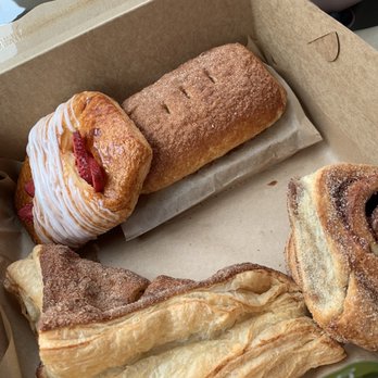 Upper Crust Bakery - Apple Turnovers, strawberry danish, chocolate croissant - Bakeries Near Me - Austin, Texas Upper Crust Bakery - Apple Turnovers, strawberry danish, chocolate croissant - Bakeries Near Me - Austin, Texas
