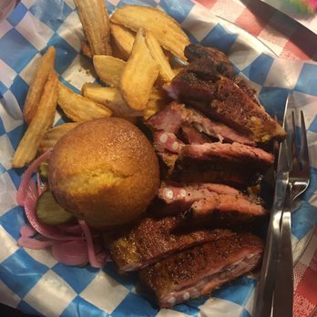 Famous Dave's Bar-B-Que - Rib tips - Barbeque Near Me - Orland Park, Illinois Famous Dave's Bar-B-Que - Rib tips - Barbeque Near Me - Orland Park, Illinois