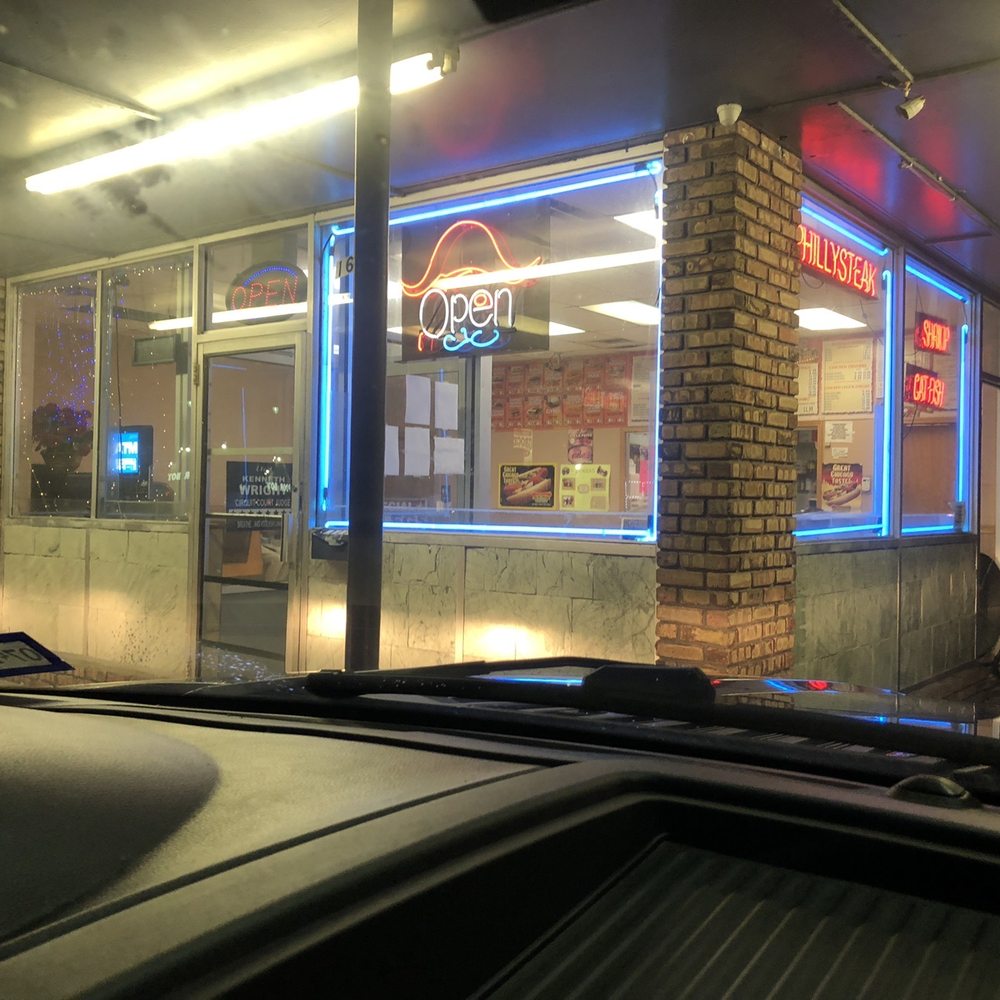 Captain Hooks Fish & Chicken - inside of restaurant - Chicken Wings Near Me - Kankakee, Illinois