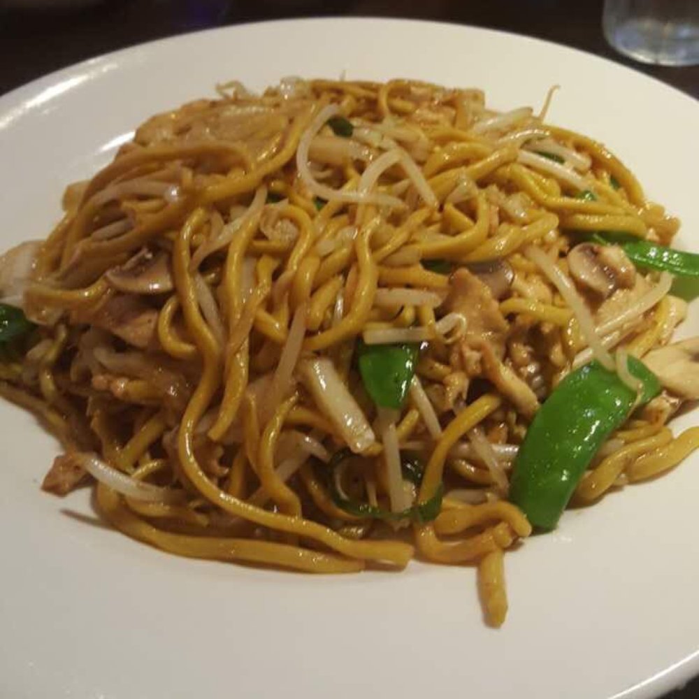 Baoding - Chicken Lo Mein - Chinese Near Me - Charlotte, North Carolina Baoding - Chicken Lo Mein - Chinese Near Me - Charlotte, North Carolina