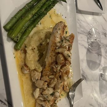 Bistro 313 - Fish with jumbo lump crab - Wine Bars Near Me - Friendswood, Texas Bistro 313 - Fish with jumbo lump crab - Wine Bars Near Me - Friendswood, Texas
