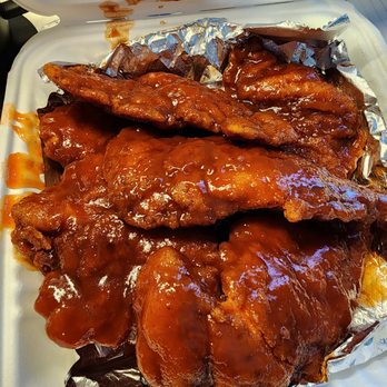 La Pizza Club - BBQ chicken fingers - Pizza Near Me - Buffalo, New York La Pizza Club - BBQ chicken fingers - Pizza Near Me - Buffalo, New York