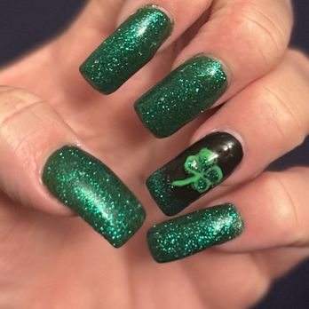 Famous Nails - St Patrick's day nails - Nail Salons Near Me - Montclair, California