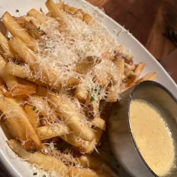 Eureka! - Truffle Truffle Cheese Fries 10/10 - Burgers Near Me - Claremont, California