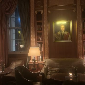 The Library Bar - Wine Bars Near Me - London, XGL The Library Bar - Wine Bars Near Me - London, XGL