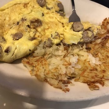 Sams Cafe - Sausage and cheese omelette with hash brown. - Breakfast & Brunch Near Me - Half Moon Bay, California