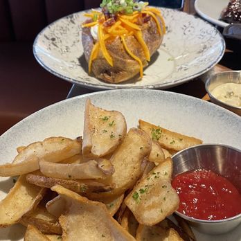 The Neighborly - Fries - New American Near Me - Phoenix, Arizona