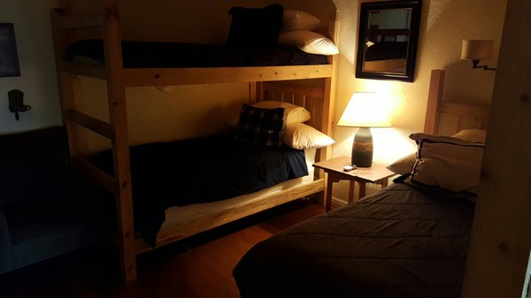 Boulder Creek Lodge by null