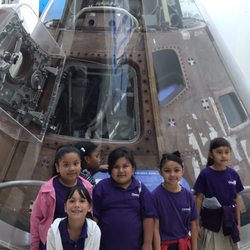 Clemente Charter School - Buenos compañeros