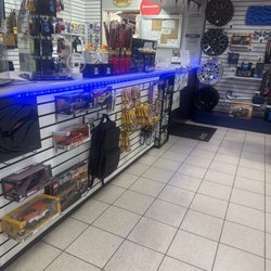 Lake CDJR Dealership