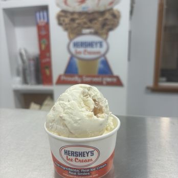 The Ice Cream Place - Banana Pudding flavored ice cream - Ice Cream & Frozen Yogurt Near Me - Solomons, Maryland The Ice Cream Place - Banana Pudding flavored ice cream - Ice Cream & Frozen Yogurt Near Me - Solomons, Maryland