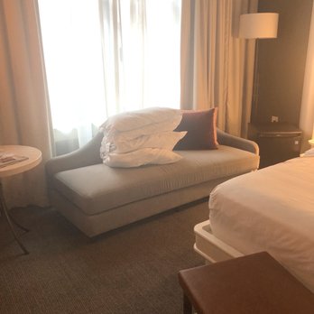 Perry Lane Hotel - Pillows on sofa - Hotels Near Me - Savannah, Georgia