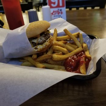 Killer Burger Wilsonville - Jose Mendoza burger - Burgers Near Me - Wilsonville, Oregon Killer Burger Wilsonville - Jose Mendoza burger - Burgers Near Me - Wilsonville, Oregon
