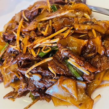 Tasty Wok - 36. Beef Chow Fun - Cantonese Near Me - Orlando, Florida Tasty Wok - 36. Beef Chow Fun - Cantonese Near Me - Orlando, Florida