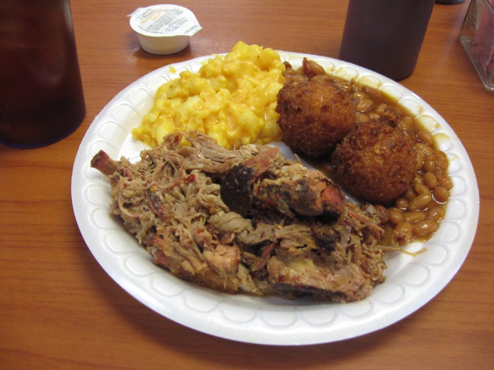 Sooey's BBQ & Rib Shack - Corolla
