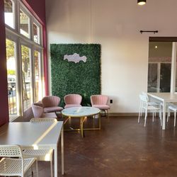Crave - Dining area