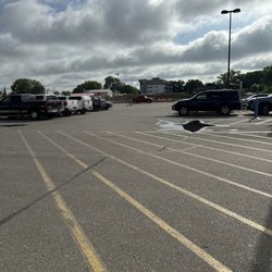 Hornbacher's Foods - Parking