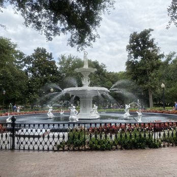 Forsyth Park - Parks Near Me - Savannah, Georgia