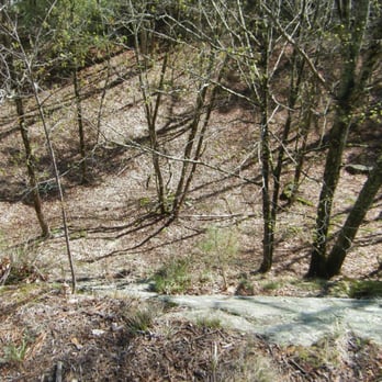 Mount Tom Trail - Hiking Near Me - Exeter, Rhode Island