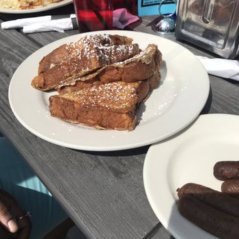 Comet Cafe - Breakfast & Brunch Near Me - Milwaukee, Wisconsin