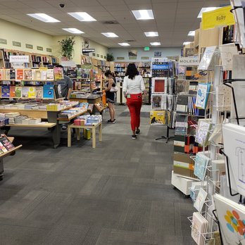 Books Inc - Bookstores Near Me - Mountain View, California