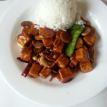 Ty Ginger Asian Bistro - Kung pao tofu with steamed rice - Asian Fusion Near Me - Dublin, Ohio