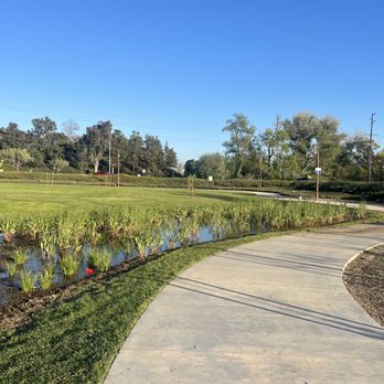 Stagecoach Park - Path - Parks Near Me - Corona, California