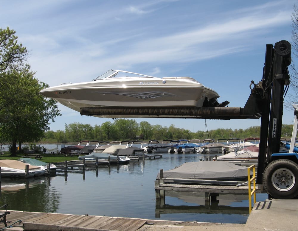 CLUB ROYALE CASS LAKE DRY DOCK MARINA Updated September 2024 10
