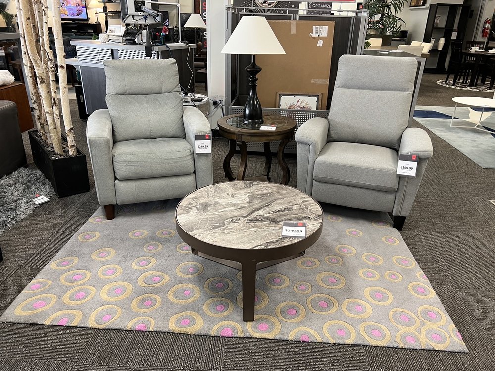 CORT FURNITURE OUTLET Updated October 2024 28 Photos & 10 Reviews 8155 Kempwood Dr