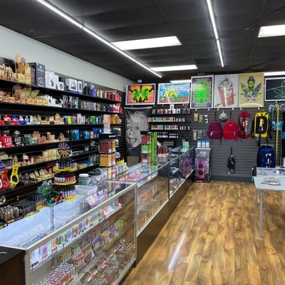 NorthPointe Smoke Shop, 8631 Columbus Pike, Lewis Center, OH 43035, US