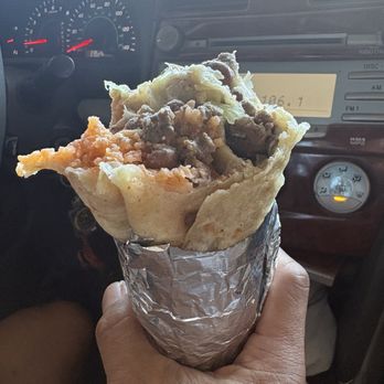 La Piñata Taqueria - Food Trucks Near Me - Vallejo, California La Piñata Taqueria - Food Trucks Near Me - Vallejo, California