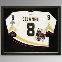 Art Works Gallery & Custom Framing