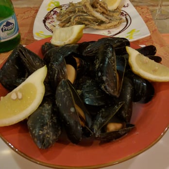 Il Pozzo - Mussels! Toward the end of the appetizers list. Best mussels I've ever had. - Italian Near Me - Sorrento, NA Il Pozzo - Mussels! Toward the end of the appetizers list. Best mussels I've ever had. - Italian Near Me - Sorrento, NA