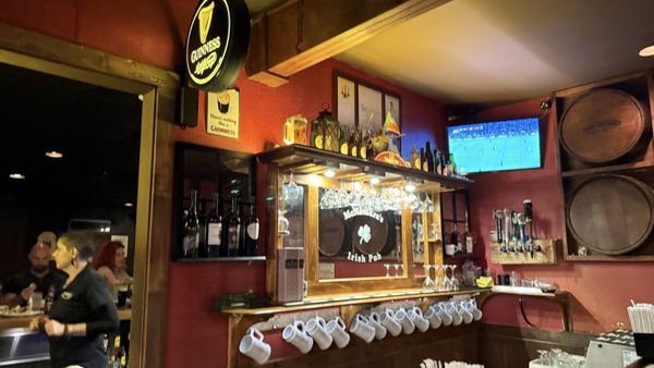 McNamara's Irish Pub & Restaurant by null