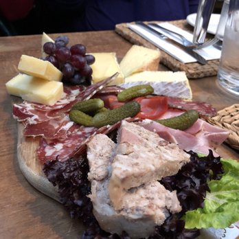 Le Di-Vin - Wine Bars Near Me - Edinburgh, EDH Le Di-Vin - Wine Bars Near Me - Edinburgh, EDH