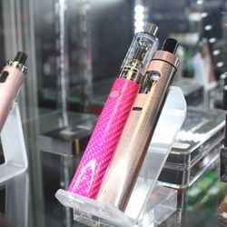 Cloud 9 - Smaller starter kit vapes for those looking to make the transition into vaping for the first time.