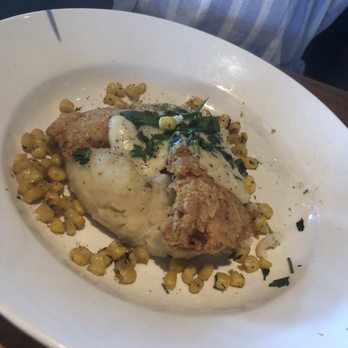 BJ's Restaurant & Brewhouse - Southern Fried Chicken - New American Near Me - Valley Stream, New York