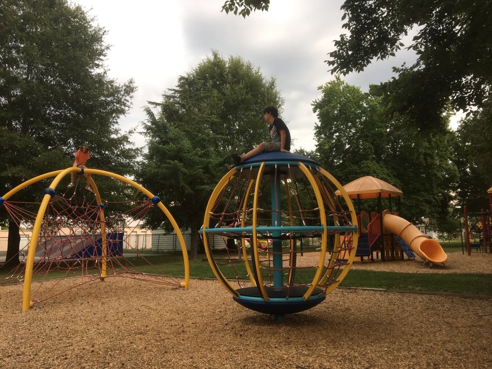 Social spots from Pufferbelly Park