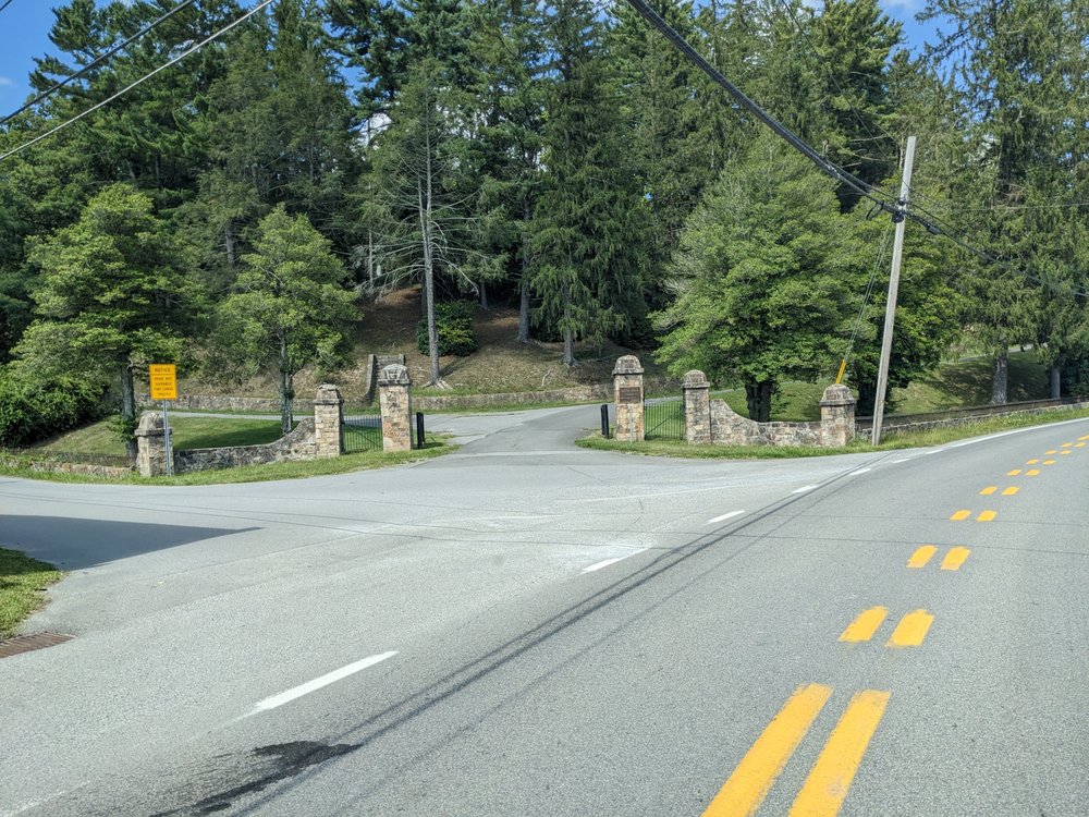 MONTE VISTA PARK CEMETERY 3640 Maple Acres Rd, Bluefield, West Virginia Funeral Services