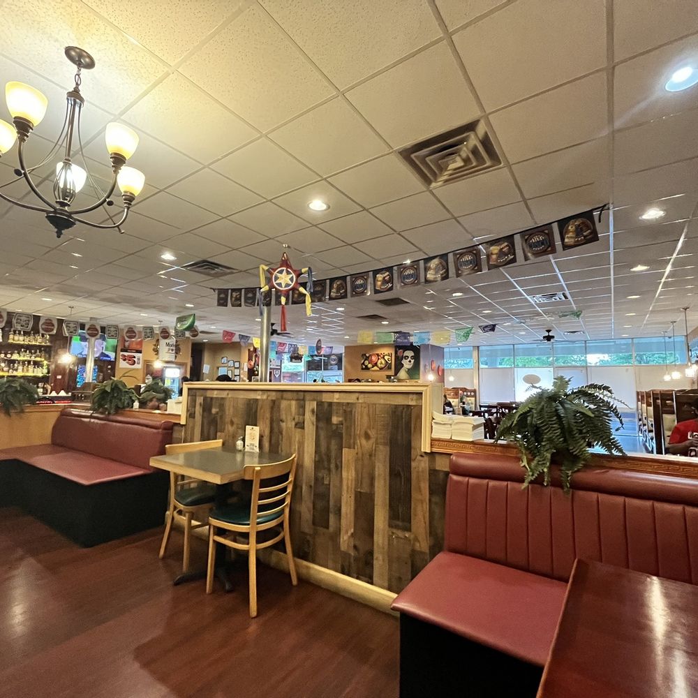 Mezcal Mexican Grill - Restaurant interior - Mexican Near Me - Hampton, Virginia Mezcal Mexican Grill - Restaurant interior - Mexican Near Me - Hampton, Virginia