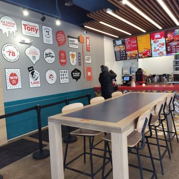 Jollibee - Fast Food Near Me - Bloomingdale, Illinois