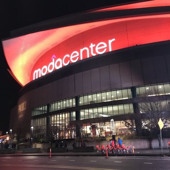 Moda Center - Stadiums & Arenas Near Me - Portland, Oregon Moda Center - Stadiums & Arenas Near Me - Portland, Oregon